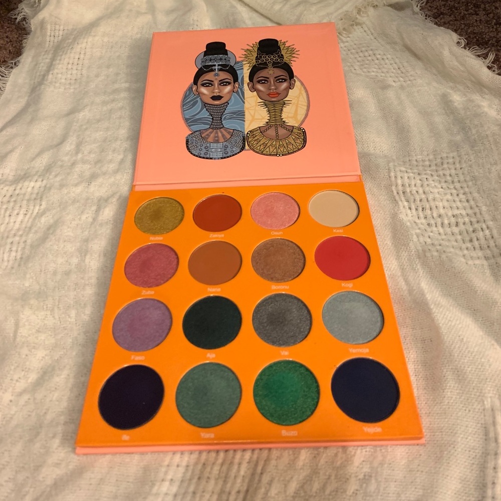 ⚡️3/$30⚡️ Juvias Place magic palette
